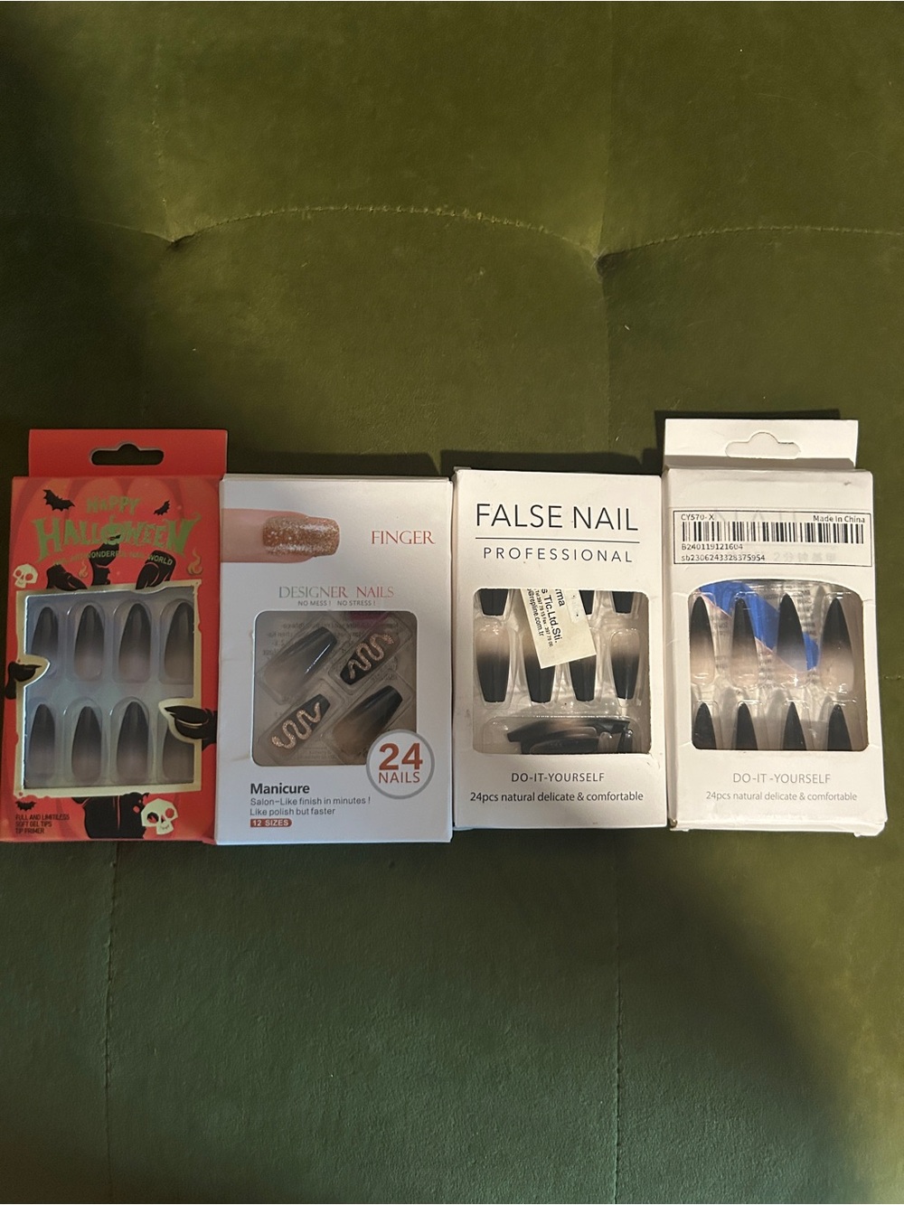 False Nail Press-On Set in Black and Blue - Professional False Nails Bundle